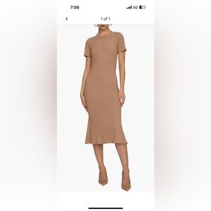 Good American Ribbed Midi Dress in Beige